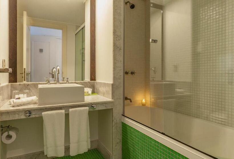 חדר אקזקיוטיב, Awa Boutique + Design