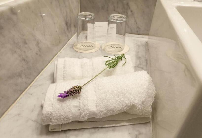 חדר דלוקס, Awa Boutique + Design