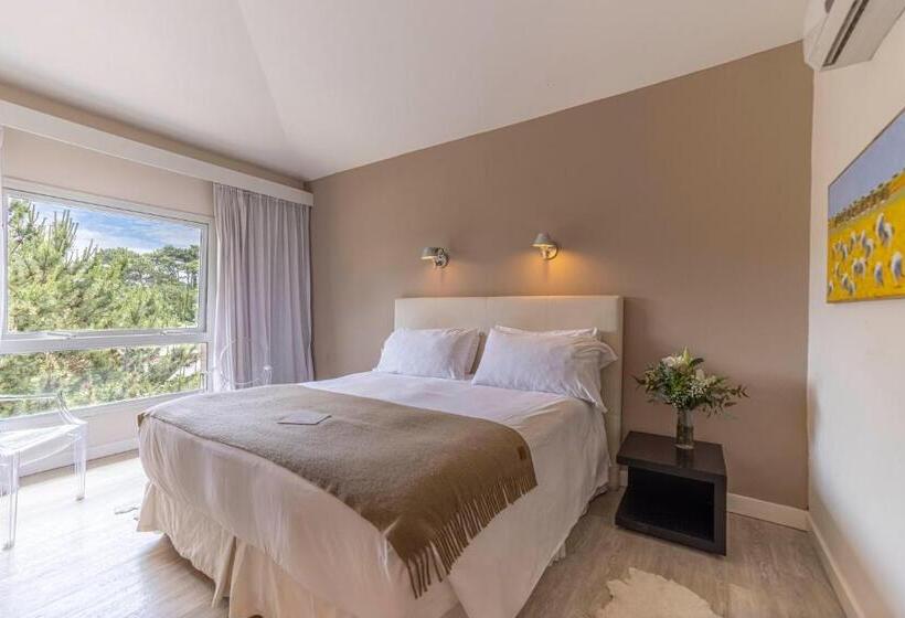 חדר דלוקס, Awa Boutique + Design