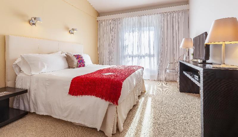 חדר סטנדרט, Awa Boutique + Design