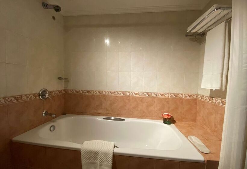 اتاق استاندارد, Golden Tulip Dar Es Salaam