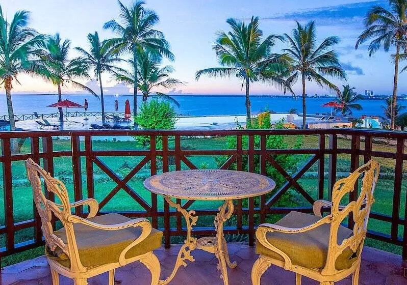 スタンダードルーム, Golden Tulip Dar Es Salaam