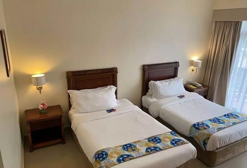 スタンダードルーム, Golden Tulip Dar Es Salaam
