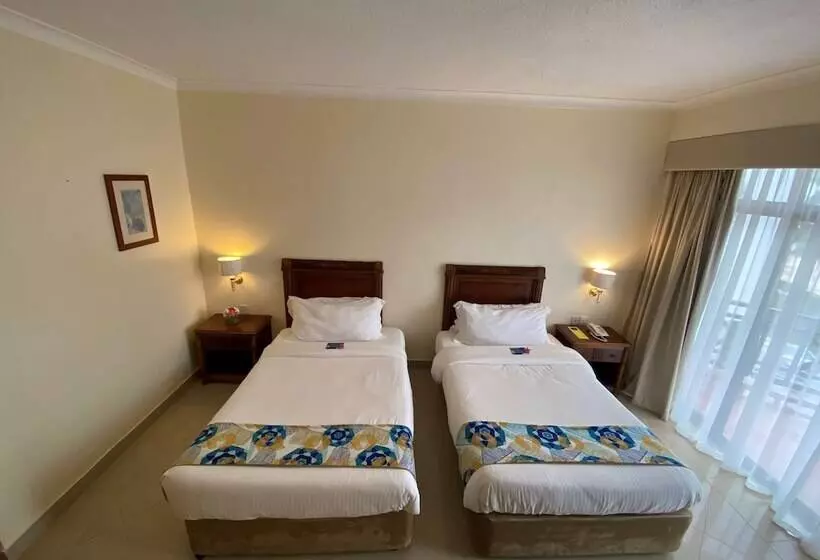 スタンダードルーム, Golden Tulip Dar Es Salaam