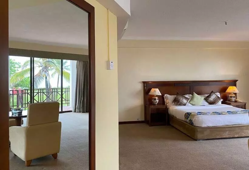 オーシャンビュースイート, Golden Tulip Dar Es Salaam