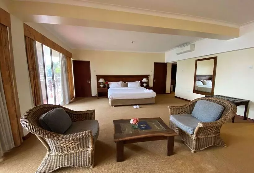 プレジデントスイートルーム, Golden Tulip Dar Es Salaam