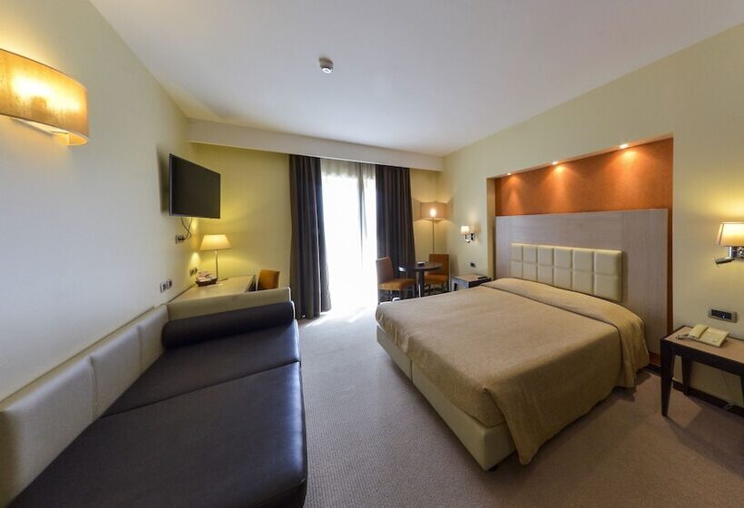 חדר סופריור, Grand Hotel Olimpo