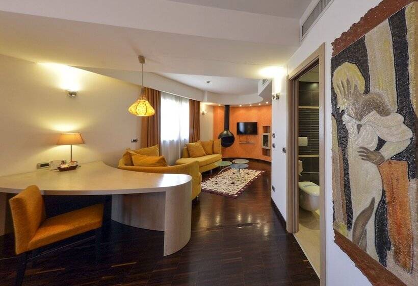 סוויטת סופריור, Grand Hotel Olimpo