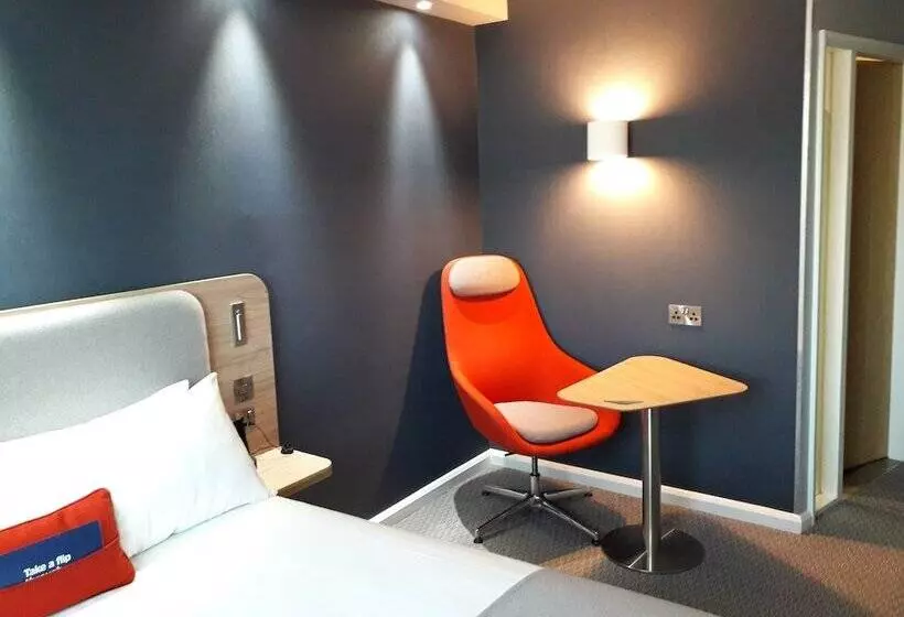スタンダードルーム, Holiday Inn Express Leeds City Centre   Armouries, An Ihg