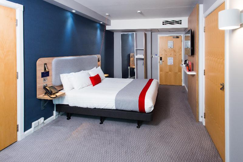 Номер Стандарт Адаптированный для Инвалидов, Holiday Inn Express Leeds City Centre   Armouries, An Ihg