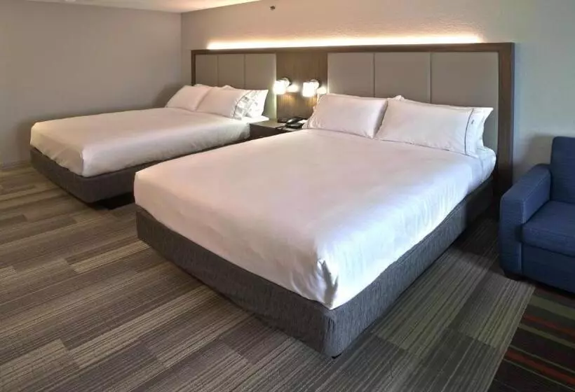 スイート, Holiday Inn Express & Suites Evansville North, An Ihg