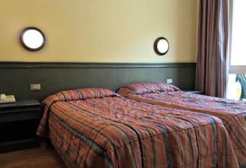 غرفة قياسية, Internazionale