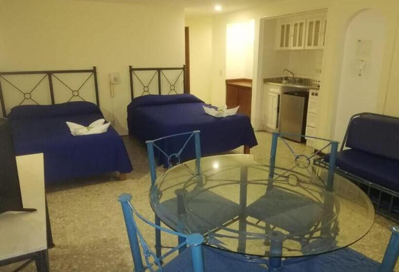 Aile Odası, Las Torres Gemelas Acapulco