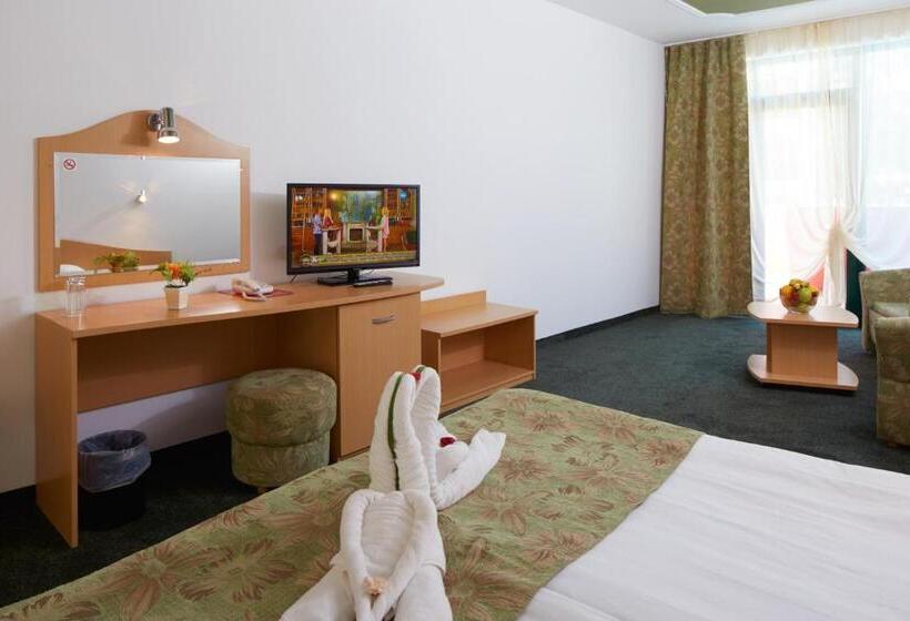 חדר משפחתי, Mena Palace Hotel   All Inclusive