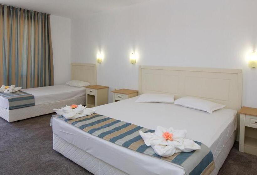 غرفة ديلوكس عائلية, Mena Palace Hotel   All Inclusive