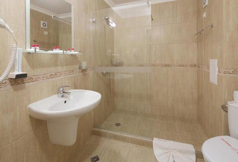 חדר משפחתי דלוקס, Mena Palace Hotel   All Inclusive