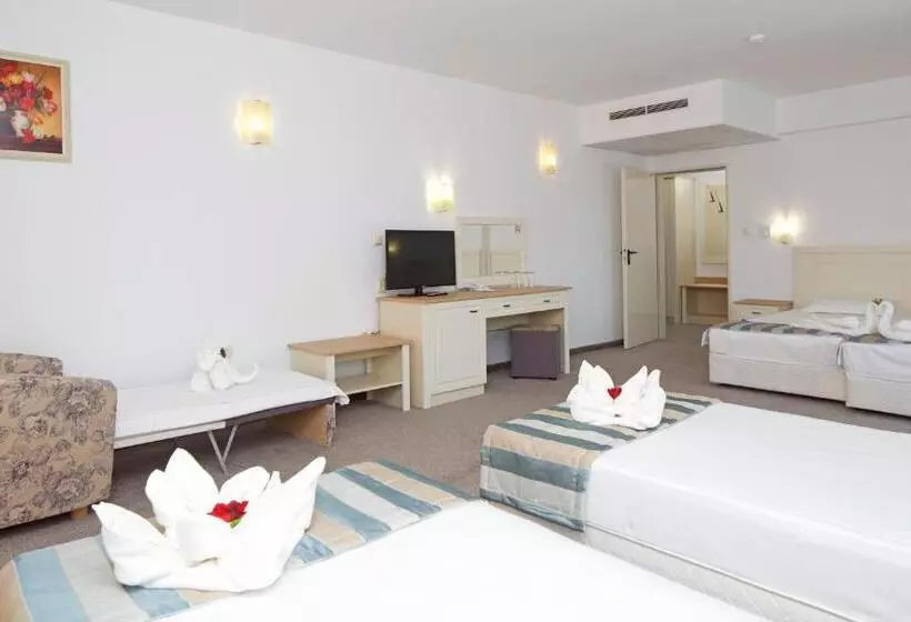 スーペリアファミリールーム, Mena Palace Hotel All Inclusive
