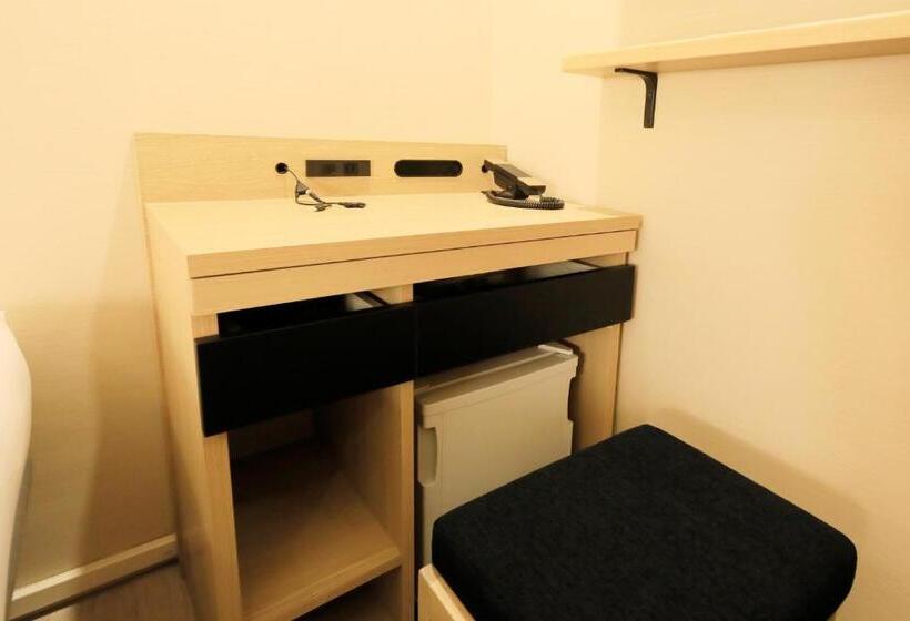 חדר סטנדרט, Nihonbashi Saibo