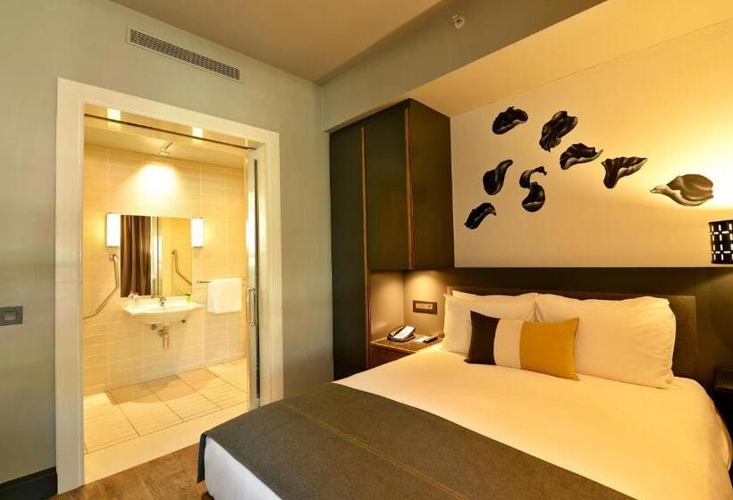 Номер Стандарт, Piazza Hotel Montecasino