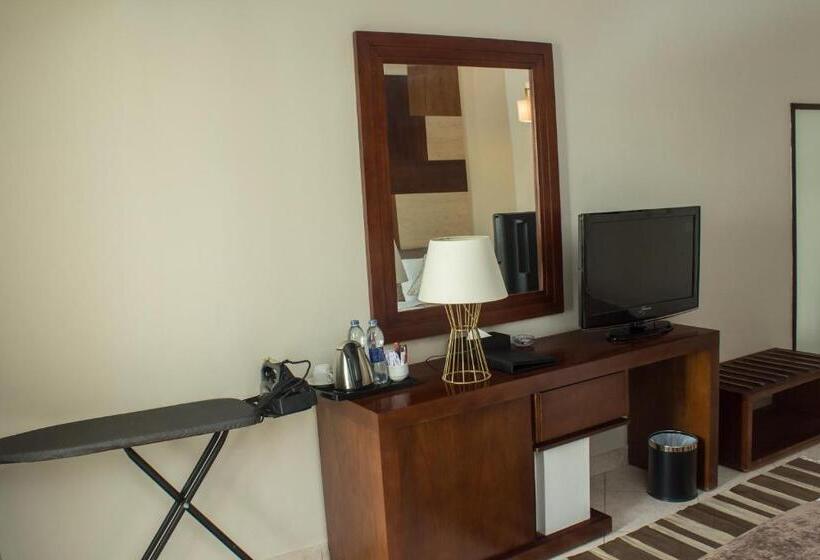 اتاق استاندارد, Sharming Inn