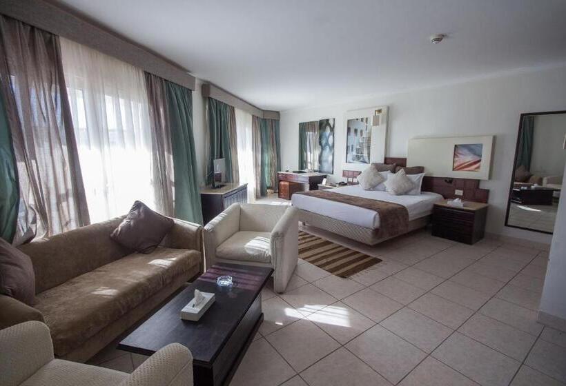 اتاق خانوادگی, Sharming Inn