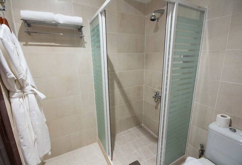 اتاق استاندارد, Sharming Inn