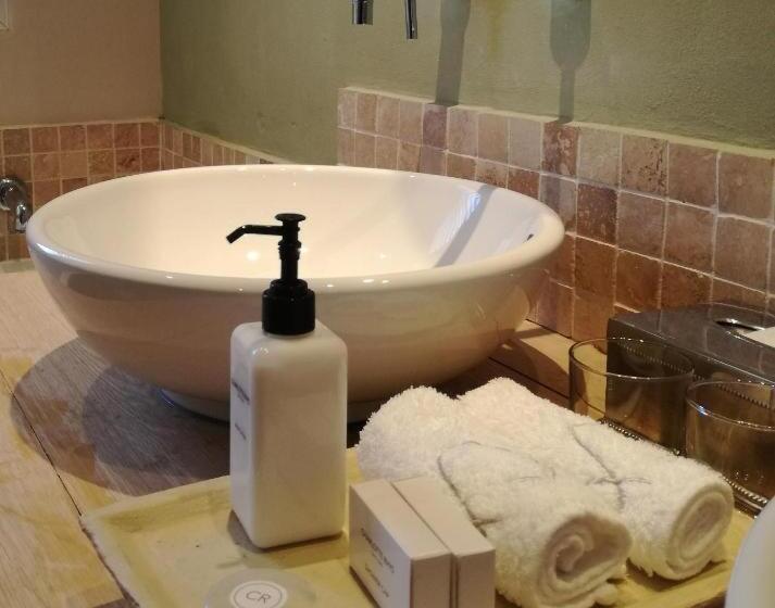 Номер Superior, Sugar