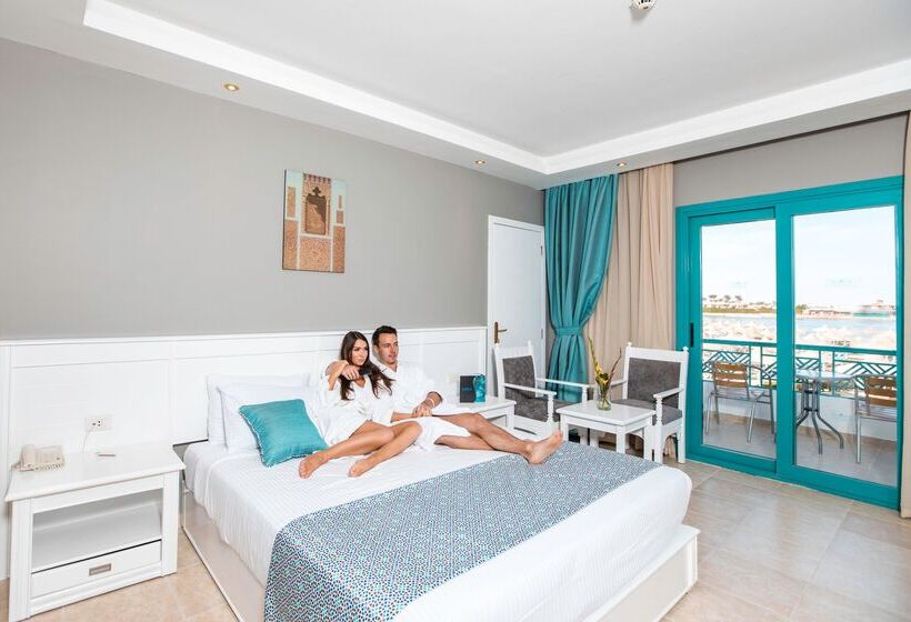 سوییت جونیور, Sunrise Garden Beach Resort