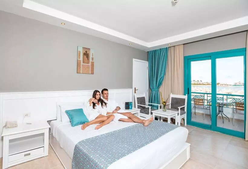 Juniorsviitti, Sunrise Garden Beach Resort