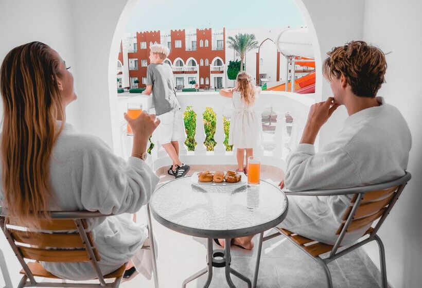 اتاق خانوادگی با تختخواب سفری, Sunrise Garden Beach Resort