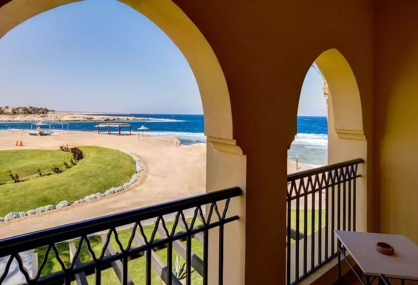 سوییت جونیور, Jaz Lamaya Resort