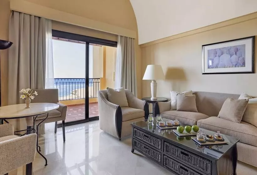 سوییت جونیور, Jaz Lamaya Resort