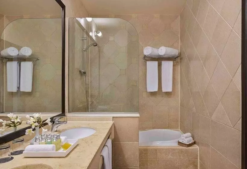 سوییت جونیور, Jaz Lamaya Resort