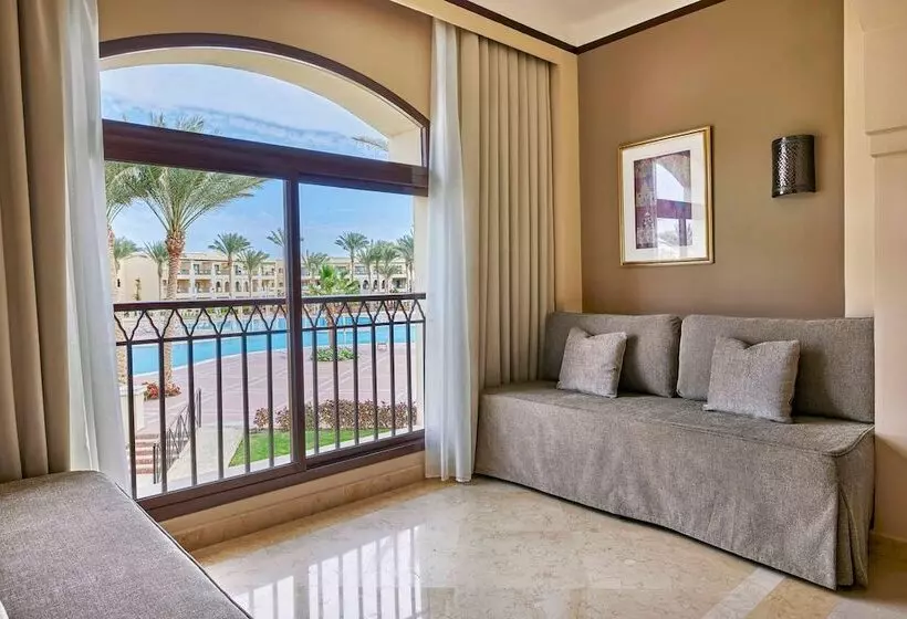 سوییت جونیور, Jaz Lamaya Resort