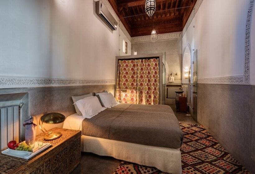 חדר קלאסי, 72 Riad