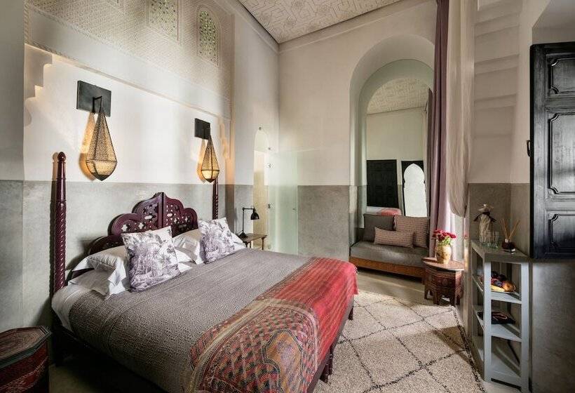 חדר קלאסי, 72 Riad