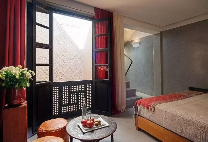 デラックスルーム, 72 Riad