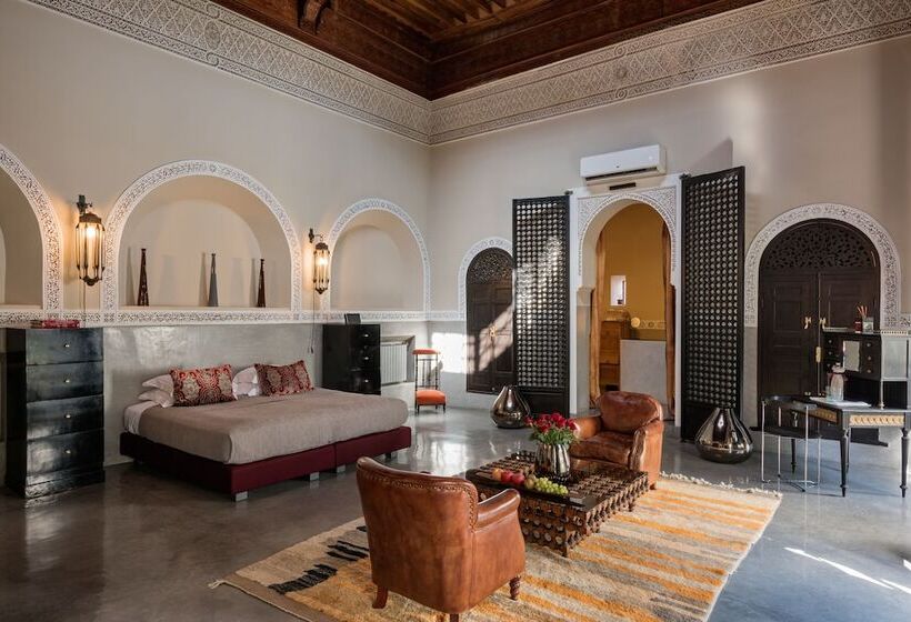 סוויטה, 72 Riad