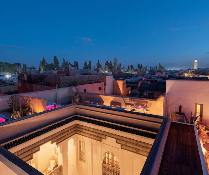 סוויטה עם טרסה, 72 Riad