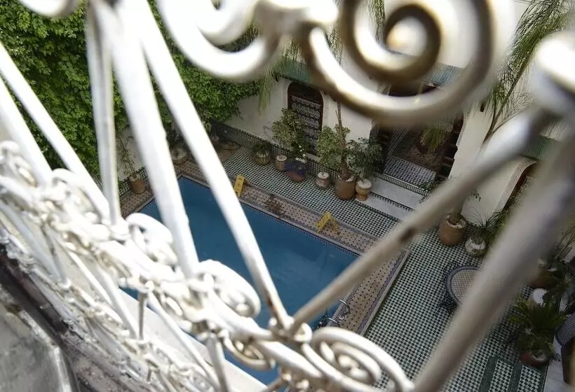 スタンダードルーム, Riad El Yacout
