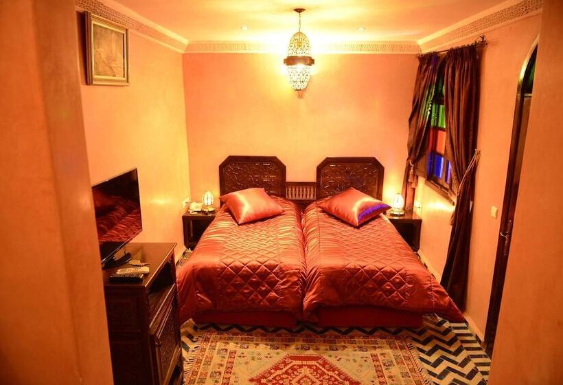 标准间, Riad El Yacout