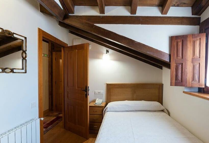 스탠다드 룸, El Roblón De Cabuerniga