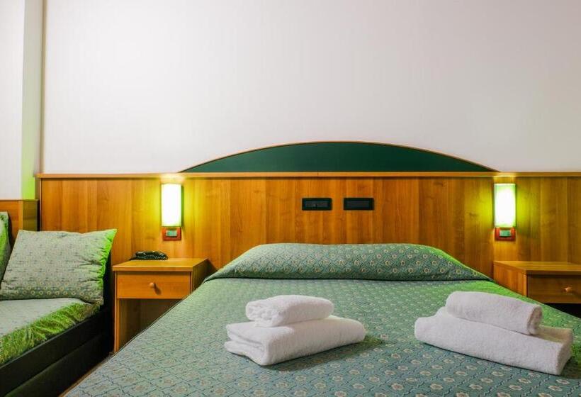 חדר סטנדרט, B&b Hotel Roy