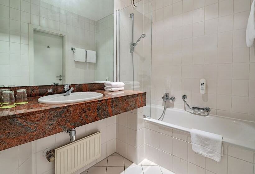 חדר משפחתי עם מיטת קומתיים, Ahorn Panorama Hotel Oberhof