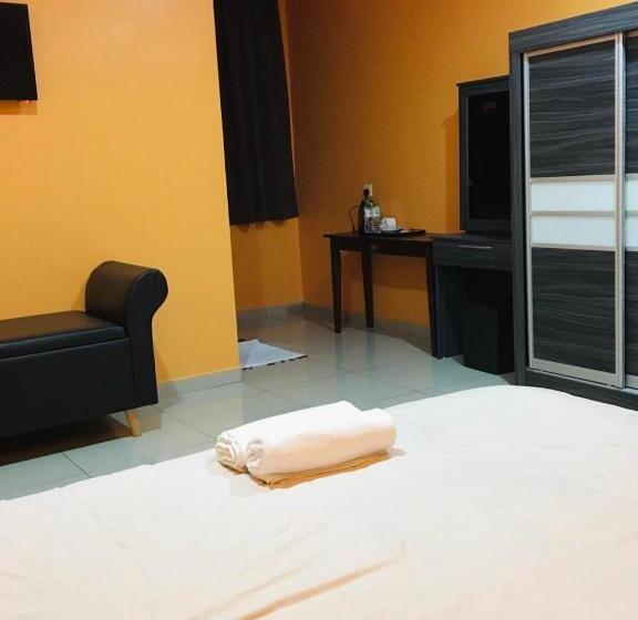 اتاق لوکس با تخت بزرگ, Cameron Highlands Resort