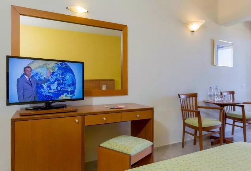اتاق اساندارد با چشمانداز جانبی به دریا, Dessole Malia Beach – All Inclusive