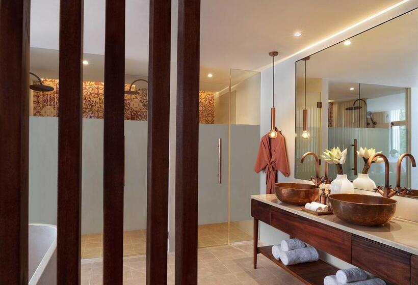 جناح عائلي, Fcc Angkor By Avani