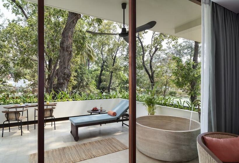 جناح عائلي, Fcc Angkor By Avani