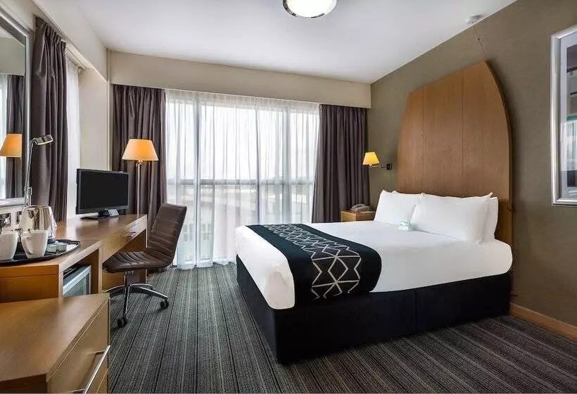 ダブルベッドスタンダードルーム, Holiday Inn Birmingham North   Cannock, An Ihg