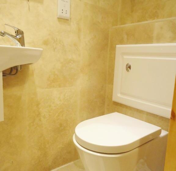 Номер Стандарт Трехместный, Hour Glass